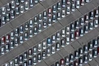 Tarif Mobil Inggris-AS yang Lebih Rendah Berlaku, Tanpa Kemajuan dalam Baja